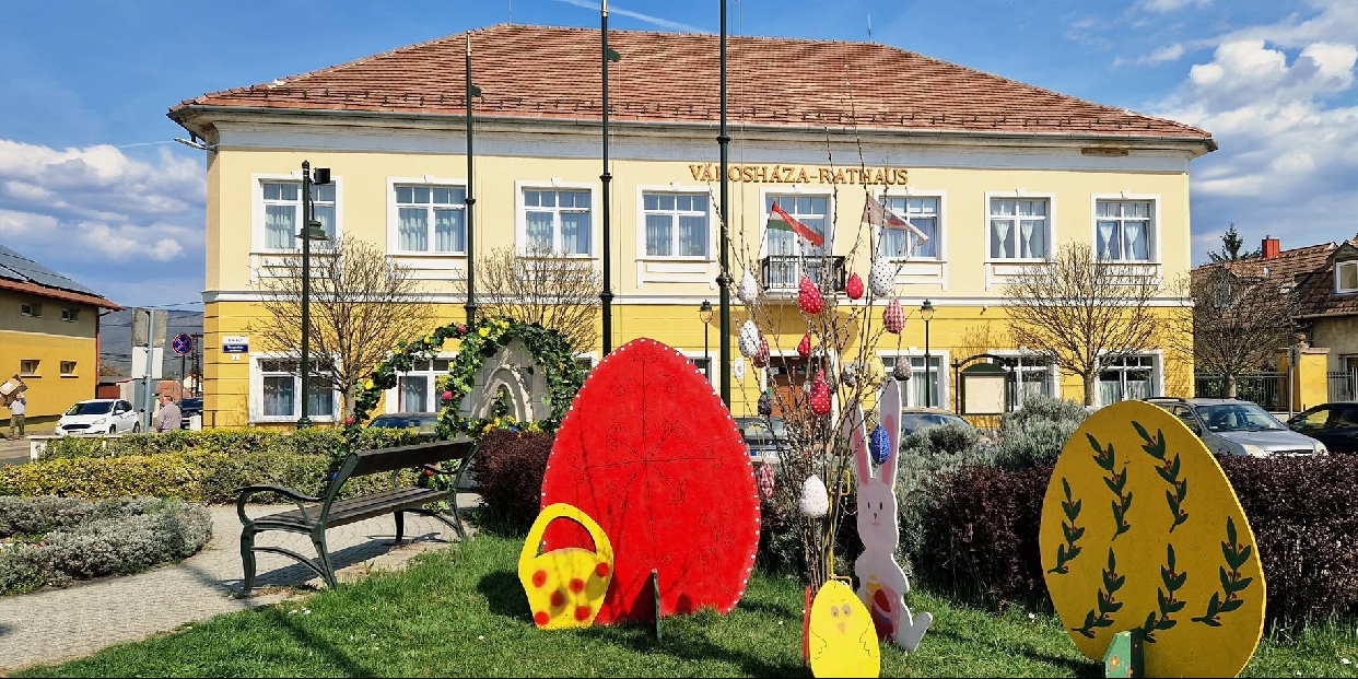 Áldott, békés húsvéti ünnepeket kívánunk Pilisvörösvár minden lakójának!