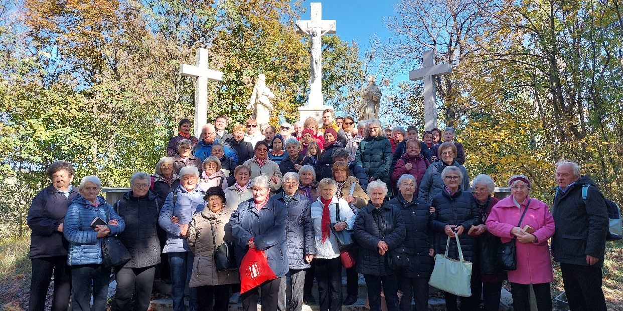 A remény zarándokai - elődeink nyomdokain Péliföldszentkeresztre