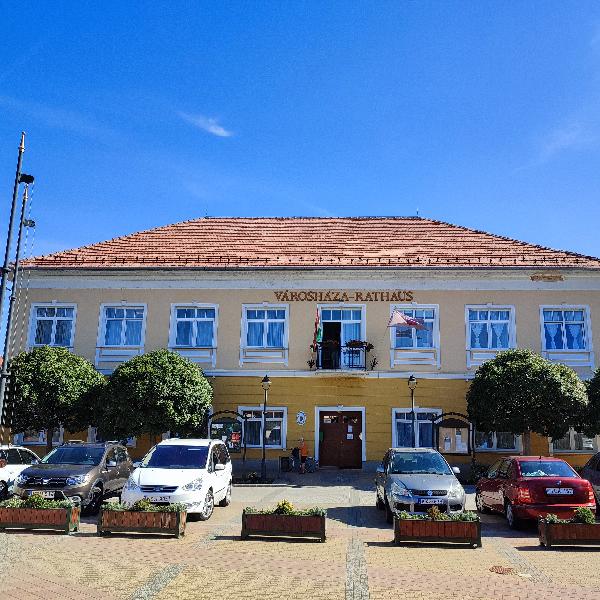 Hétfőn szünetel az ügyfélfogadás a Polgármesteri Hivatalban