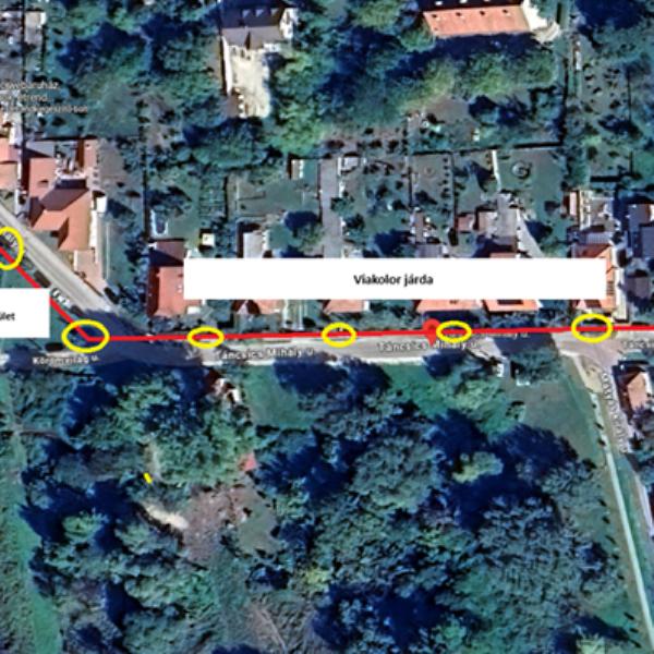 Oszlopok cseréjét végzi az ELMŰ Hálózati Kft. a Táncsics Mihály utcában