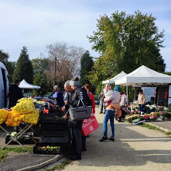 Lesz piac november 1-én is