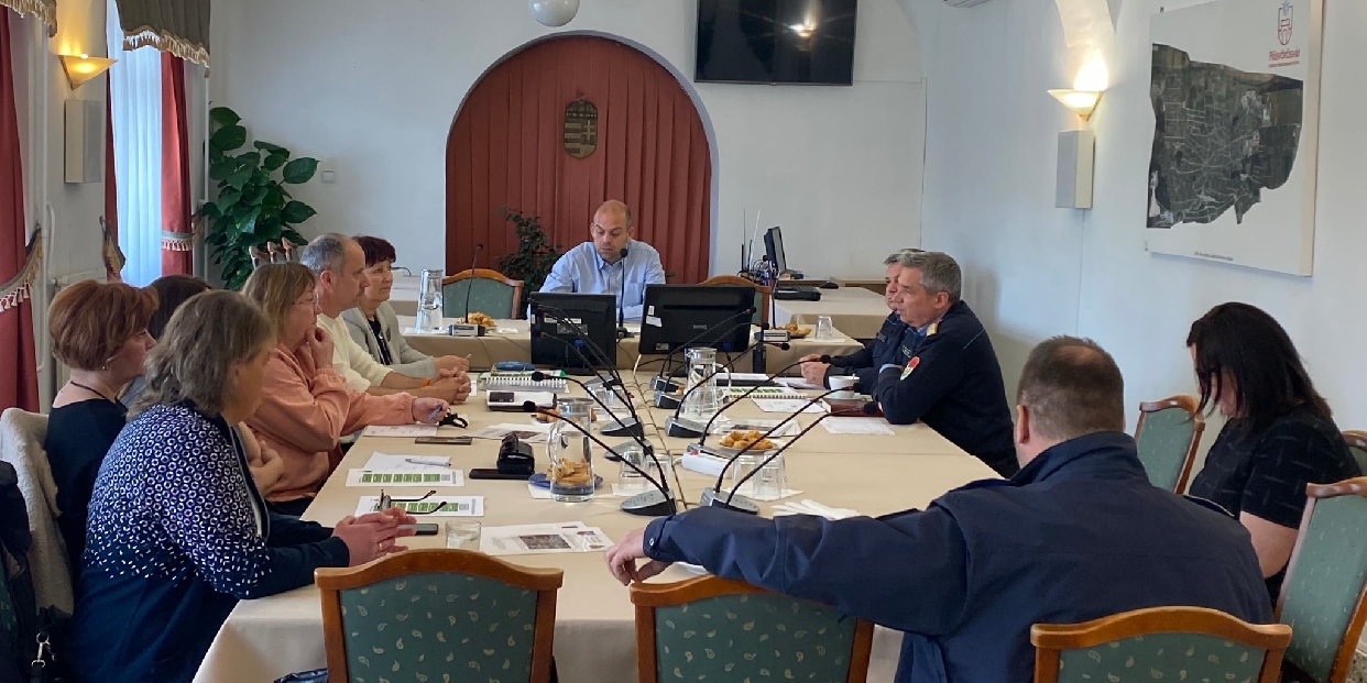 Szimuláció a biztonságért – külső védelmi gyakorlat zajlott a Városházán