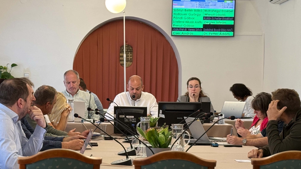 Ezek voltak napirenden a rendkívüli testületi ülésen