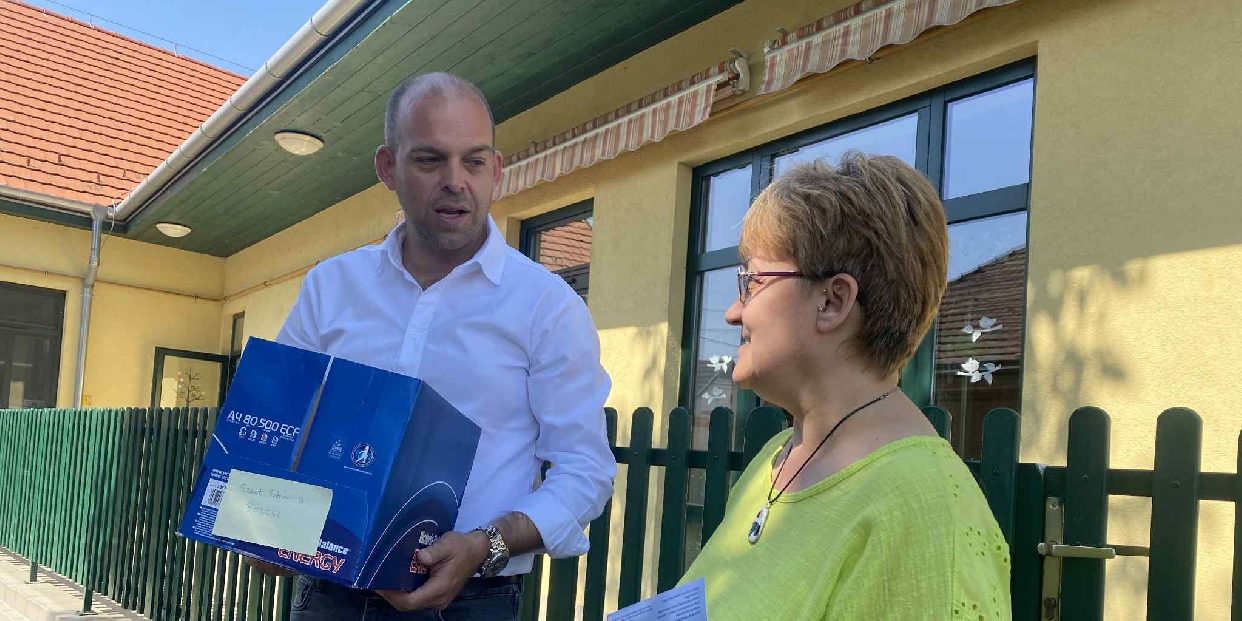 Személyesen köszöntöttük Pilisvörösvár pedagógusait