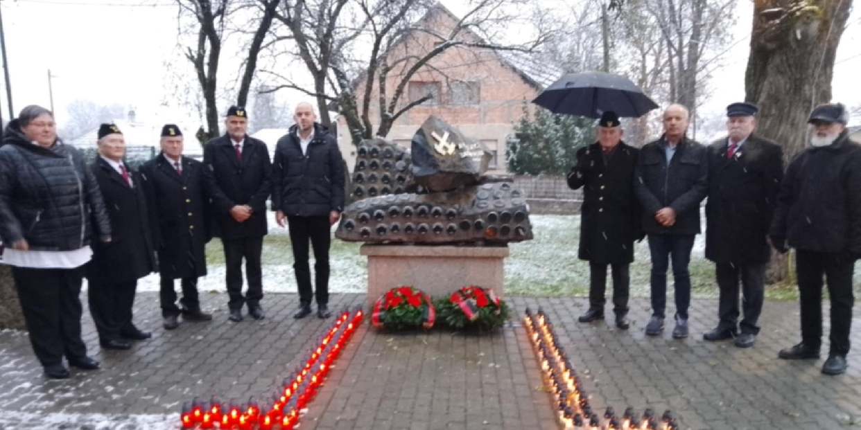 Szent Borbála napi koszorúzás képekben 