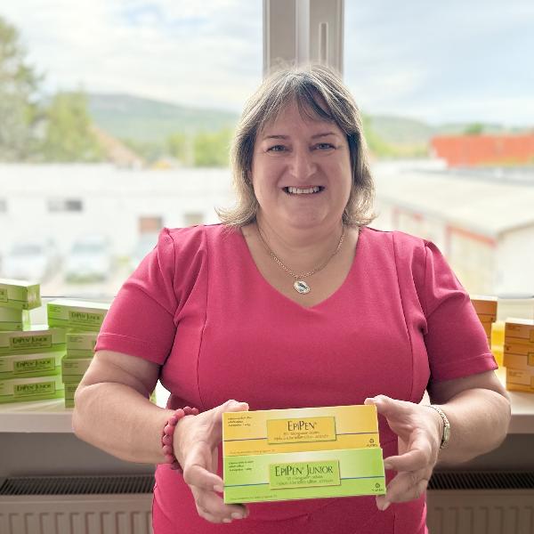Életmentő EpiPen injekciókat biztosítunk városi intézményeink számára