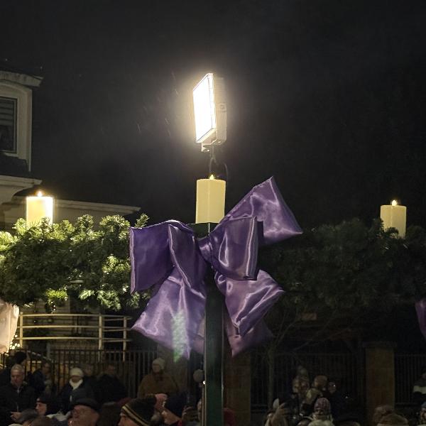 Adventi Vásárral egybekötve tartottuk meg a harmadik adventi gyertyagyújtást a Templom téren