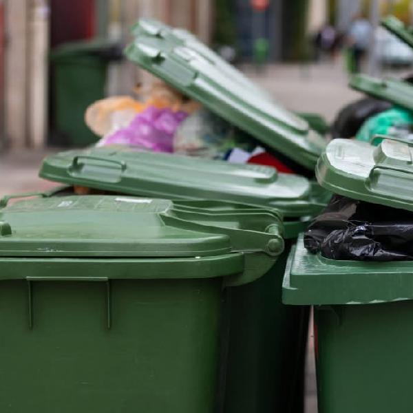 Sas utcában holnap viszik el a szemetet