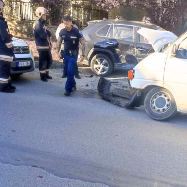  Baleset miatt teljes útzár van a Szabadság utcában