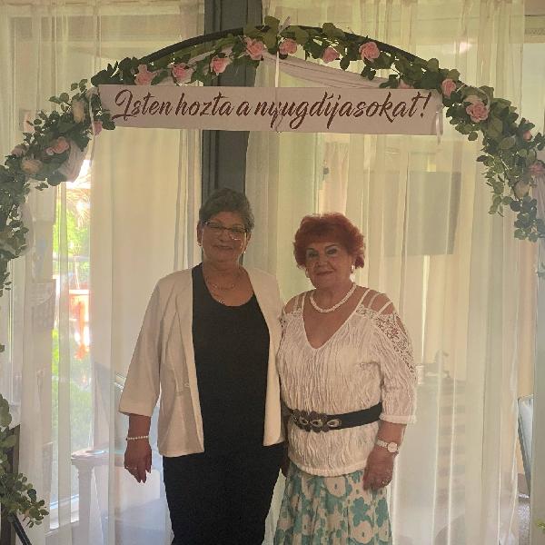 Nyugdíjas majális a Lahmkruam parkban