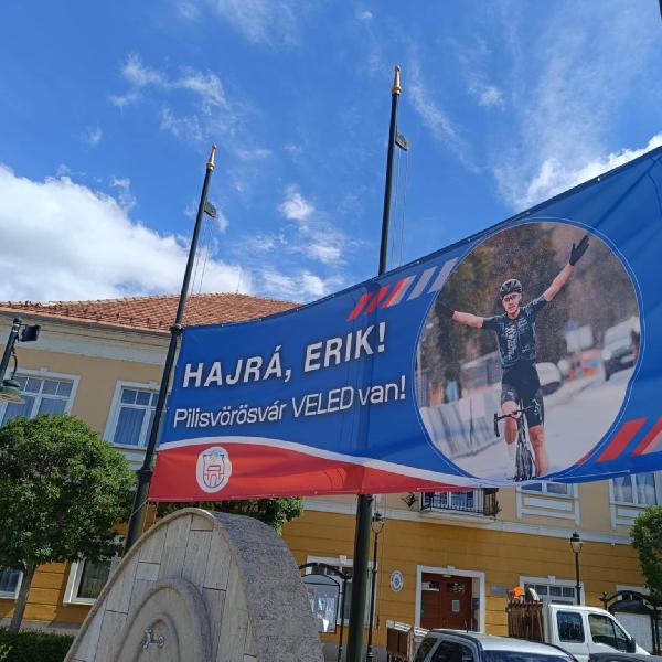 Elkészült a molinó – Pilisvörösvár szurkol Fetter Eriknek!