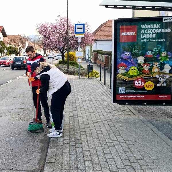 Összefogás a tisztább Vörösvárért – sikeres volt a várostakarítás