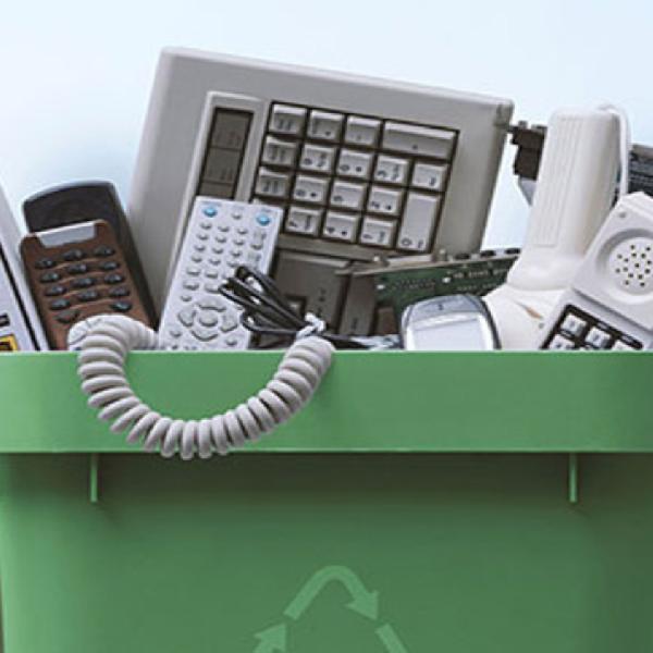 Változás a lakossági gumiabroncs- és elektronikai hulladékgyűjtésben